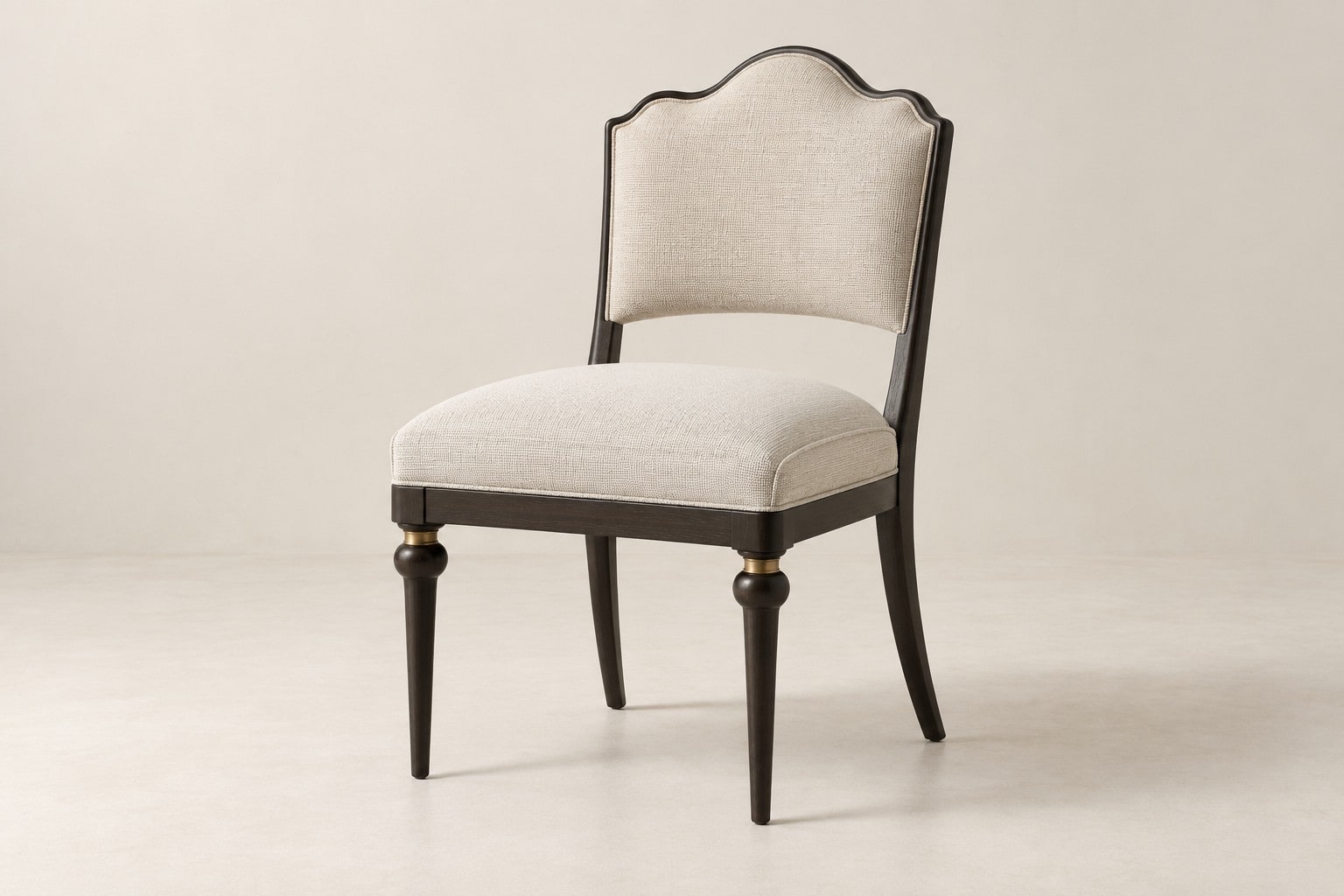 Elegante Dining Chair