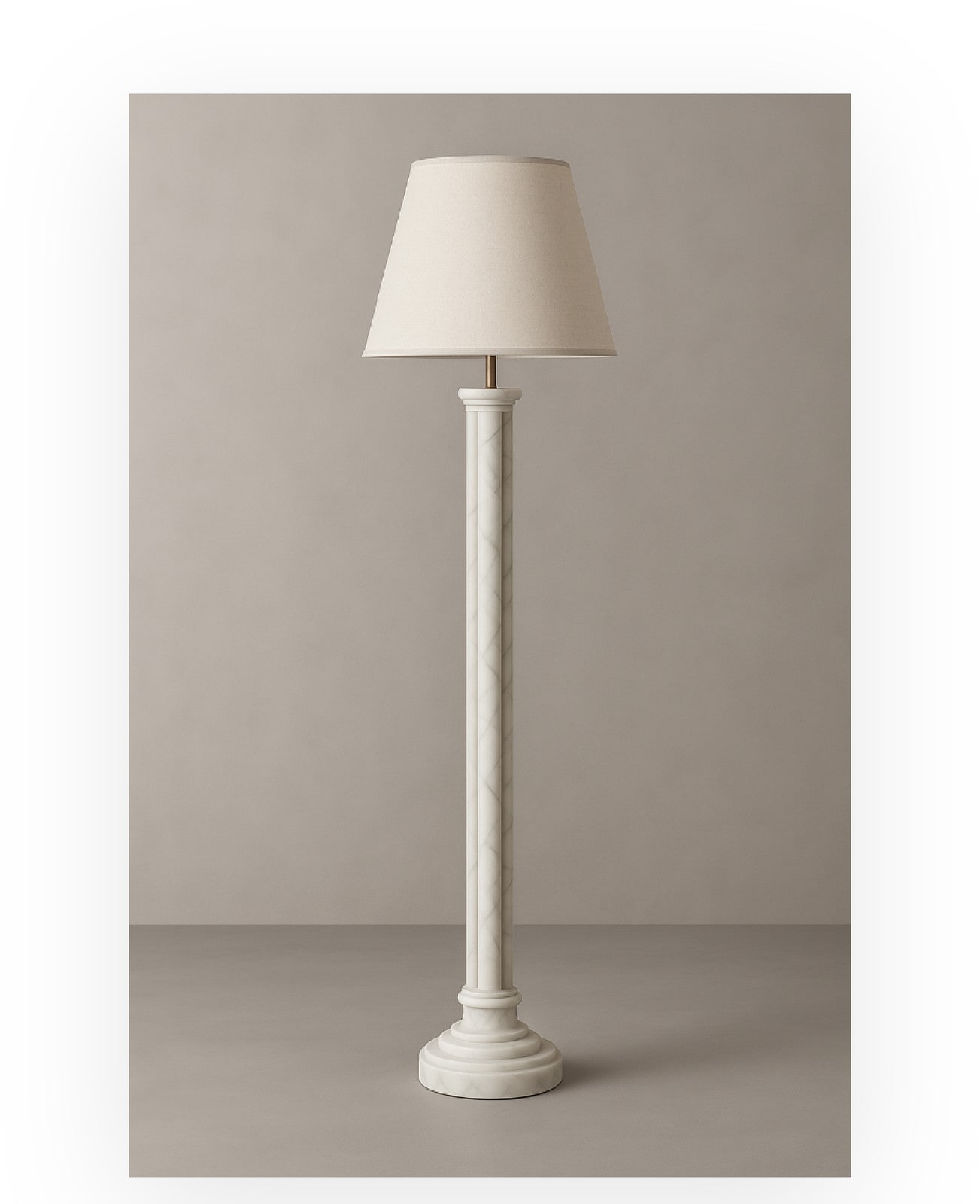 Bianco Floor Lamp